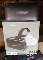 3d Vr Headset with attached headphone 50% lower then market price