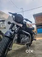 Classic 350 new battery new dono tyar new chain spocket and self