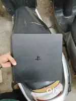 Playstation 4 slim