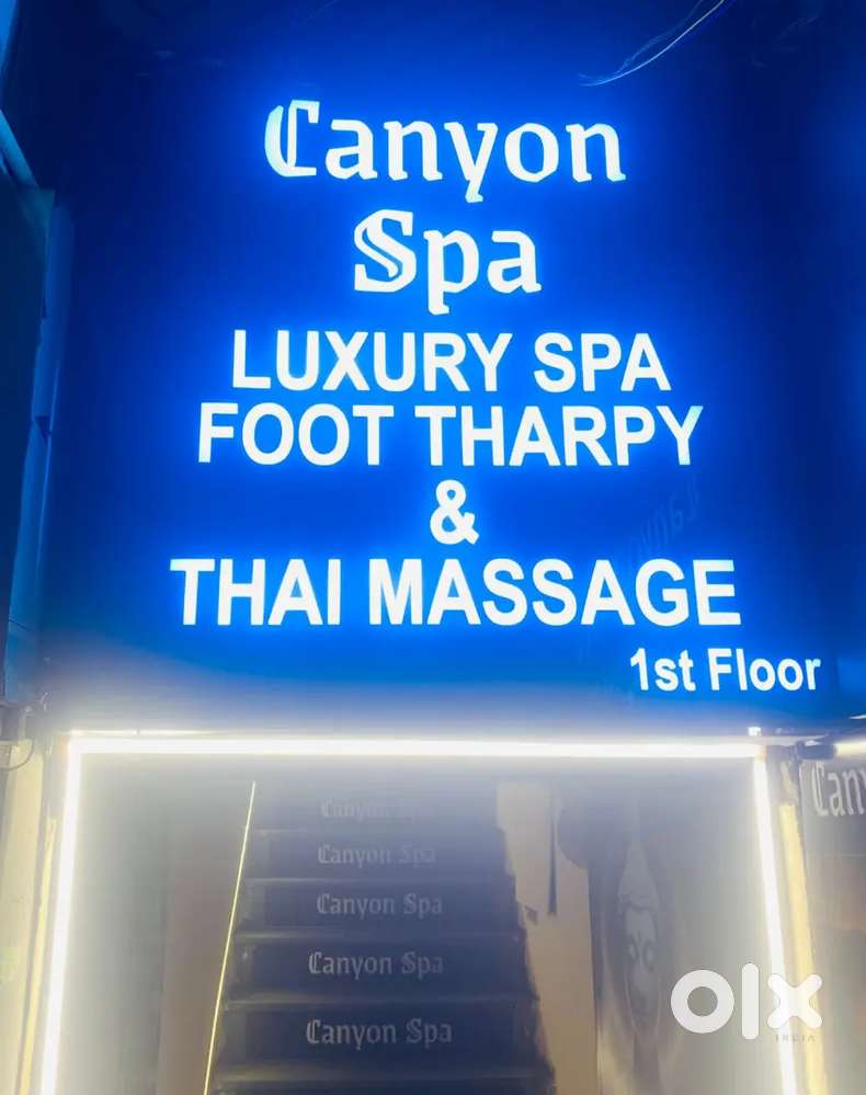 Female therapist required