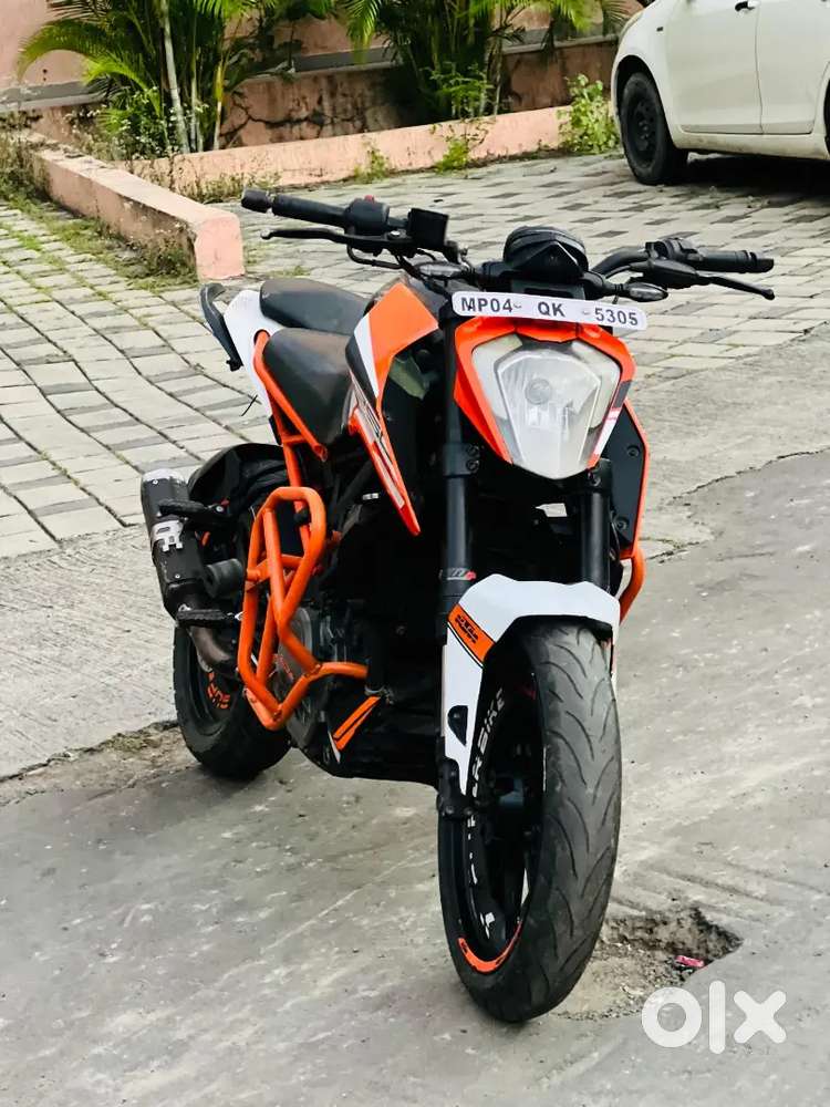 KTM Duke 250 cc good condition