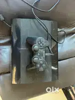 Ps3 device with 7 game disks