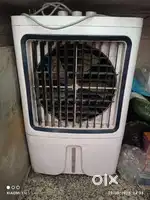 Cooler sell 30 Ltrr one season use