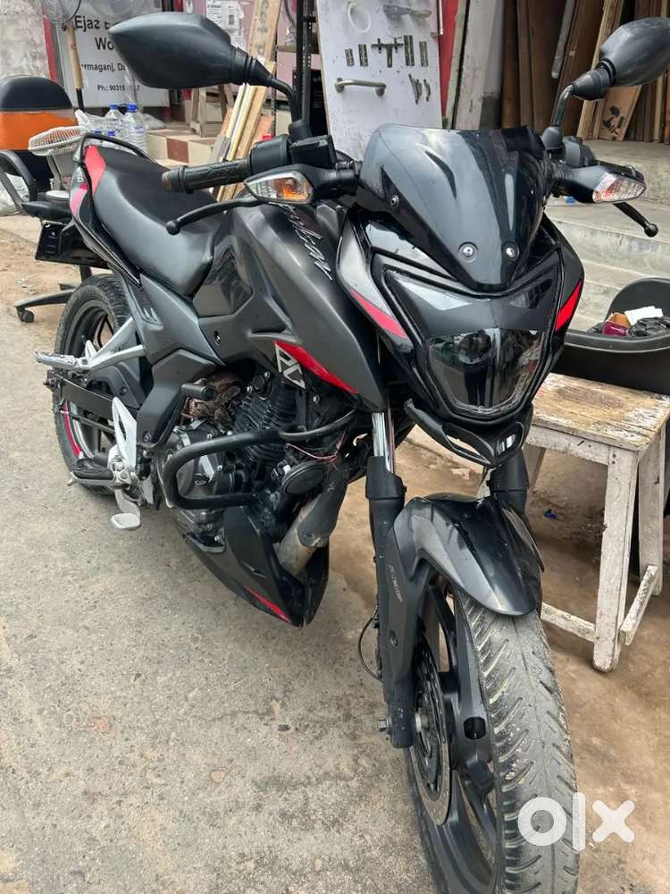 Bajaj Pulsar p150 with single owner drive bike with Full new Condition
