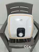 Electric water geyser
