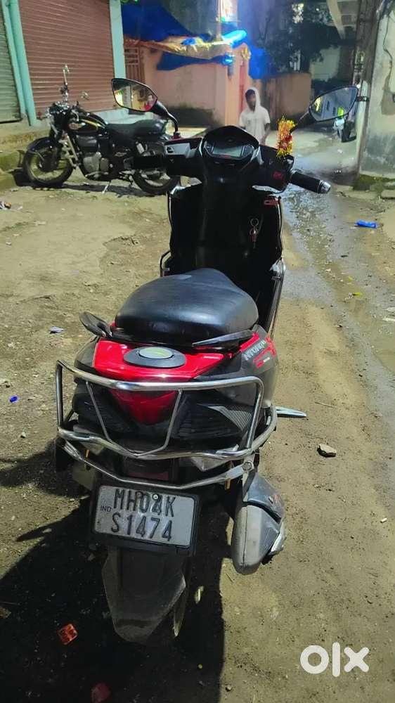 Gadi is good condition all total paper clear gadi is best condition