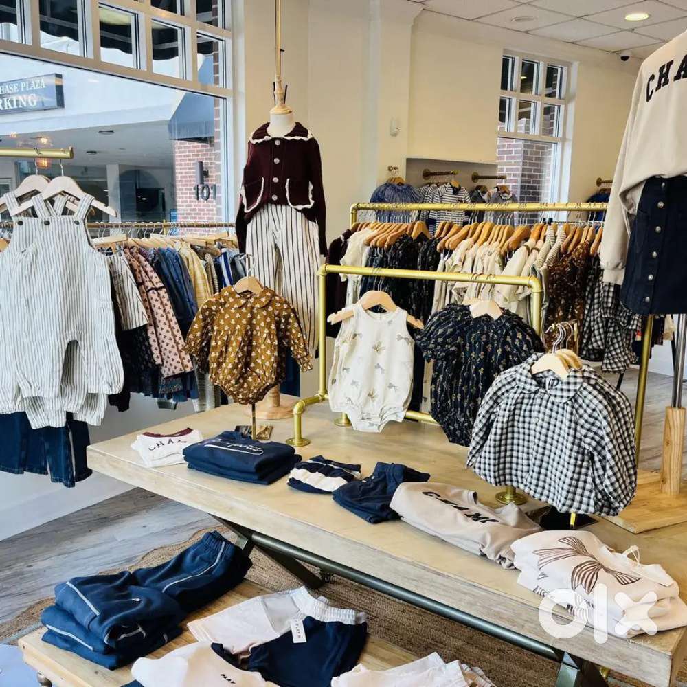 Wanted Male Sales Staff @ Apparel Store