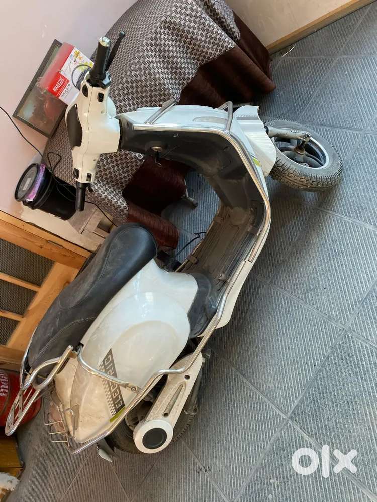 Tnr electric scooty