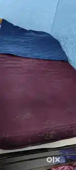 Single bed mattress