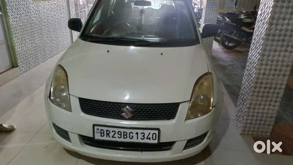 Maruti Suzuki Swift Petrol 90000Km Driven