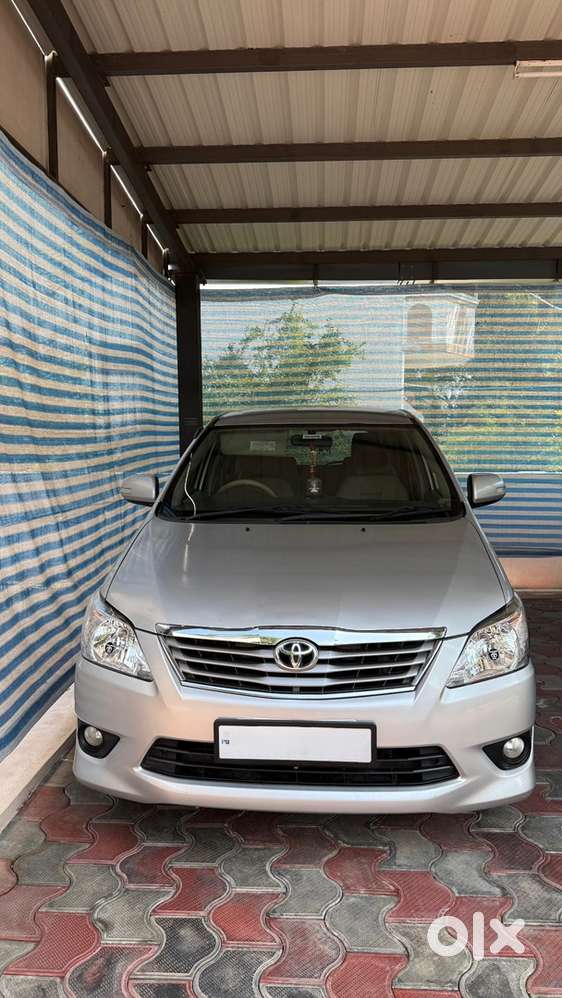 Toyota Innova 2013 Diesel Well Maintained