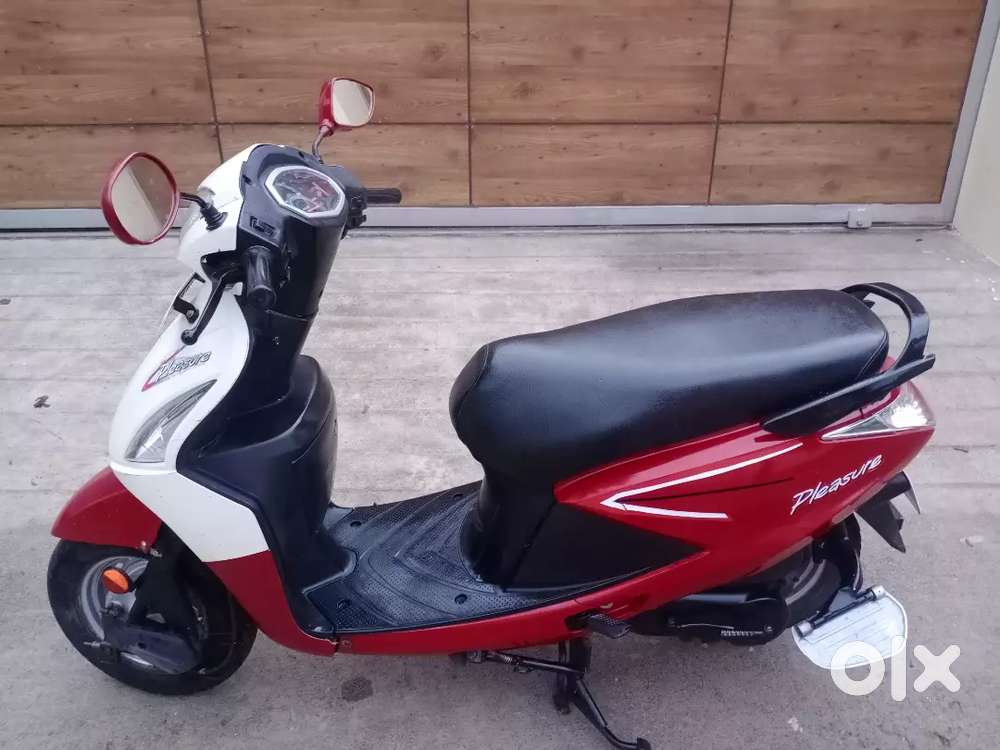 Hero Pleasure single owner very good condition 2014 model low price
