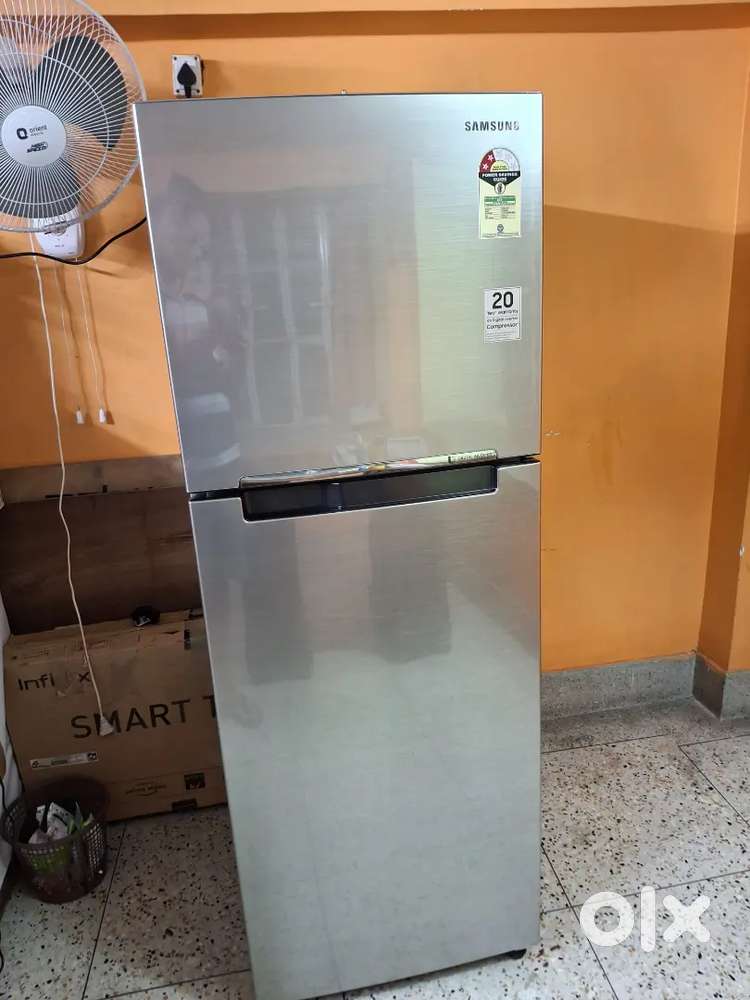 236ltr Samsung double door fridge