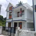 Aluva alangad,3bhk,near bus stop
