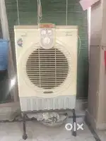 Air cooler with stand