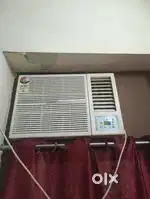 Lloyd window ac/ split AC