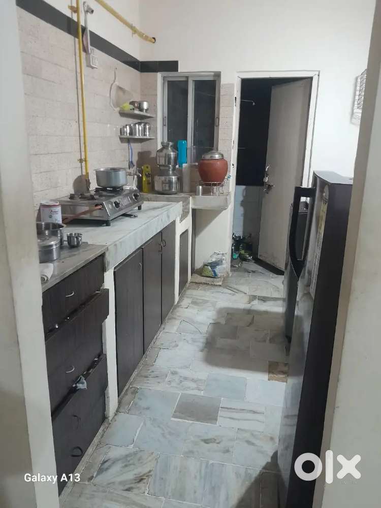 2 bhk flat for rent on Amin Marg