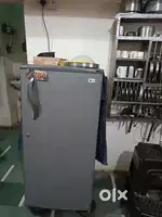 LG 165L fridge in superb condition