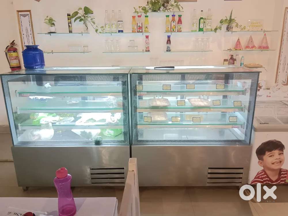 Cake fridge, Pizza Ovan, Sandwich Griller, Under counter refrigerator