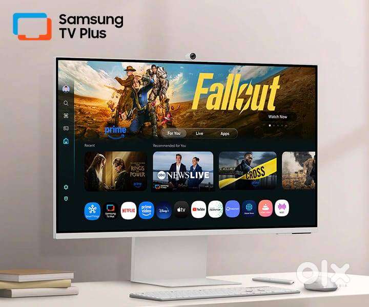 Brand New Samsung Smart M8 Monitor with Solar Remote and Camera