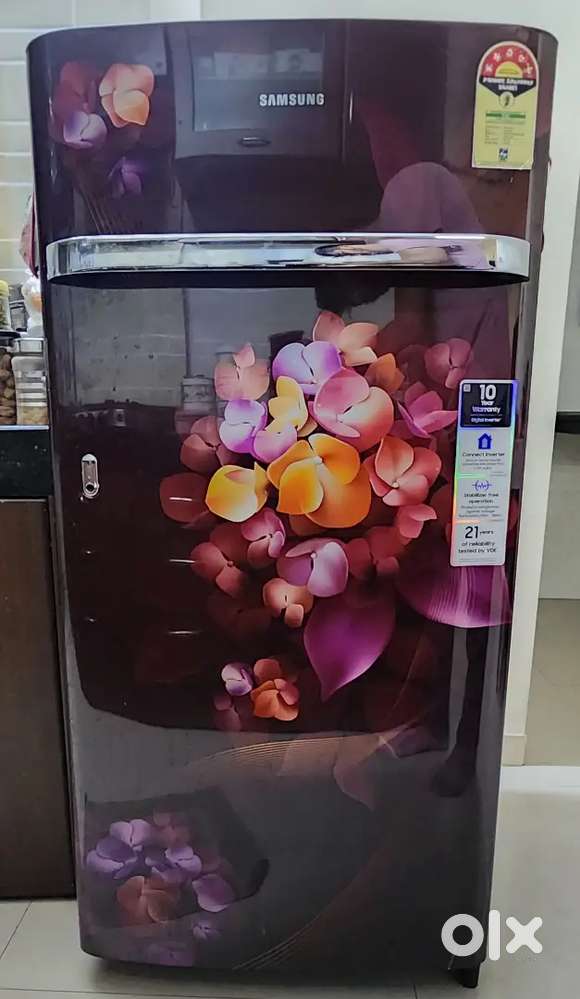 1 year old Single door 200L Samsung fridge