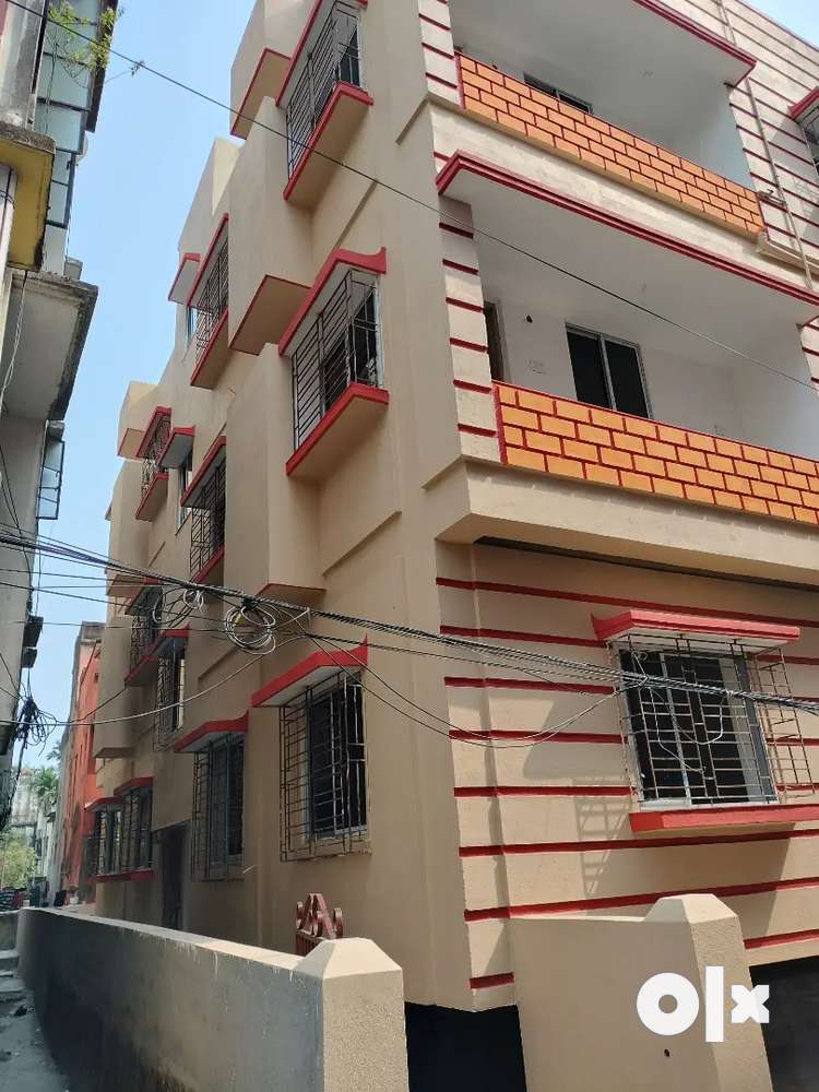Haltu 2 bhk new flat available for sale.