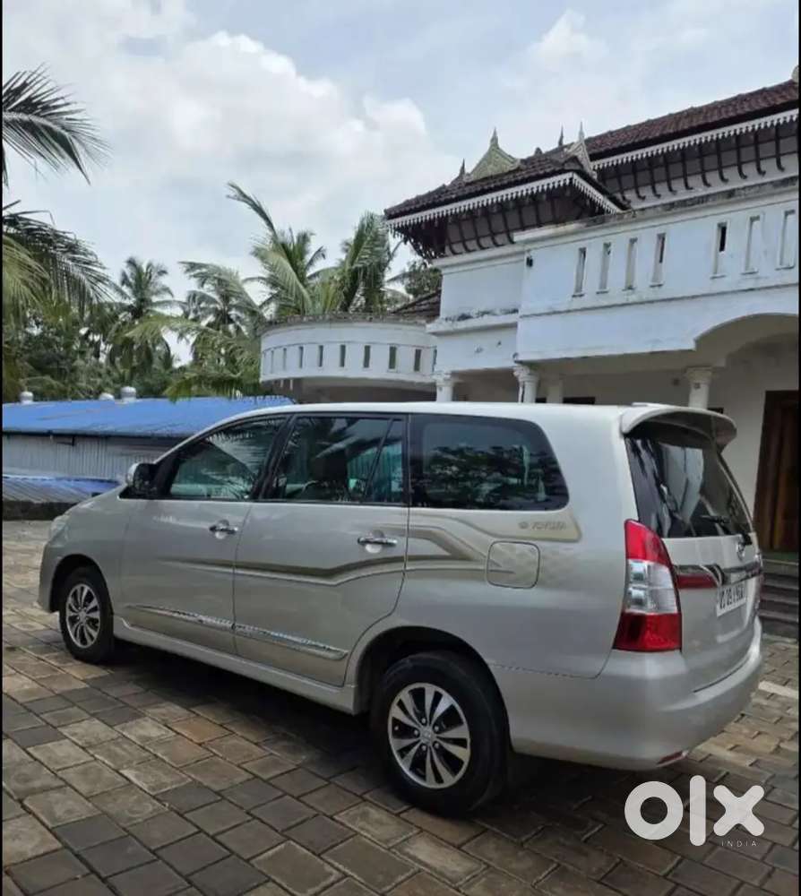 Toyota Innova 2015 Diesel Well Maintained withNOC
