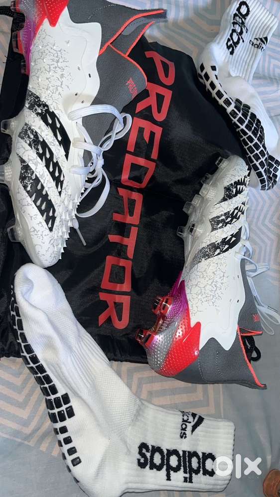 Adidas Predator Freaks Studs