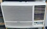 1.5 Ton 5Star Hitachi kaze window AC