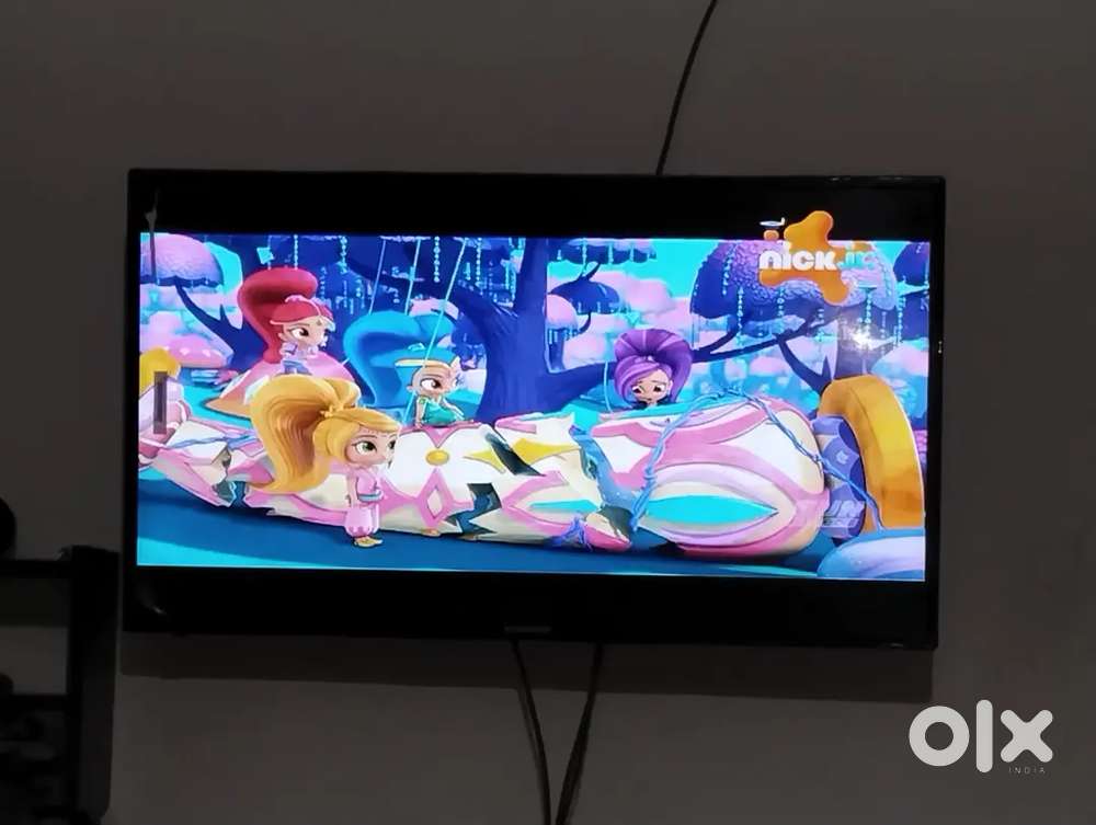 Smart video vision TV LED