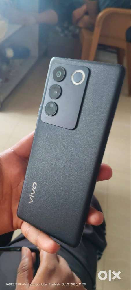 Vivo v27 good condition