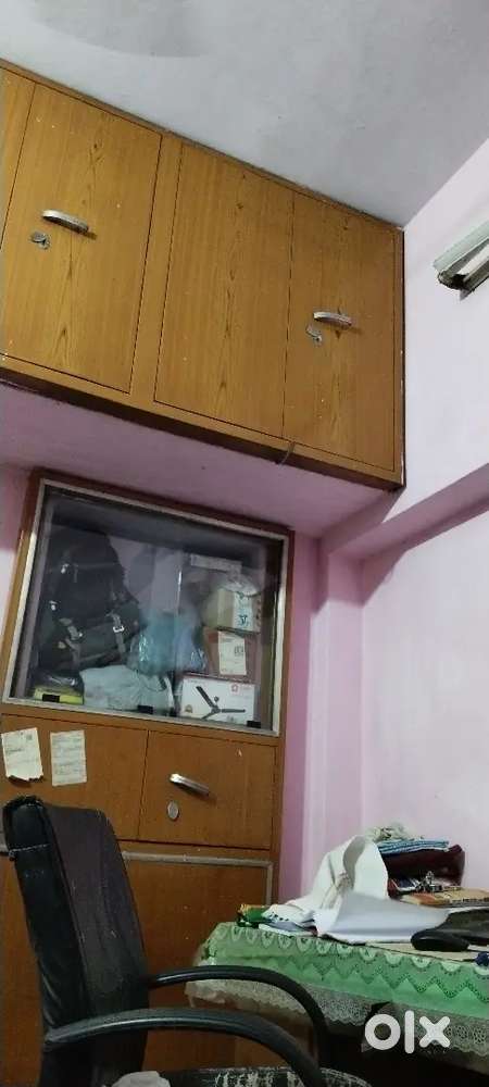 Room available in 80ft raod