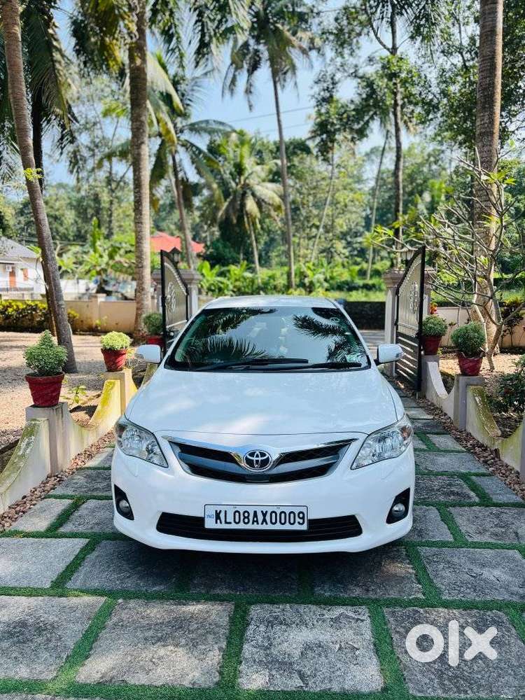 Toyota Corolla Altis 2010-2013 Diesel D4DG, 2012, Diesel