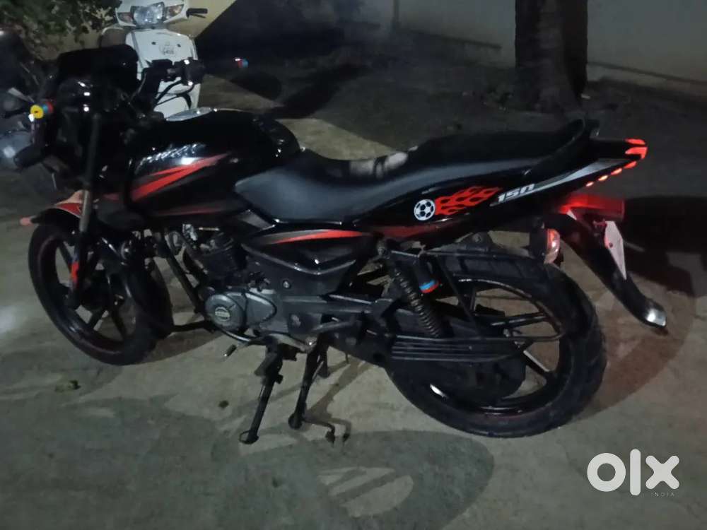 गाडी कंडीशन आहे गाडी ओके कंडिशन आहे