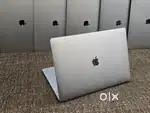 Apple Macbook Pro  i7/16/512/5.5gb Graphics  15inch Retina Touchbar