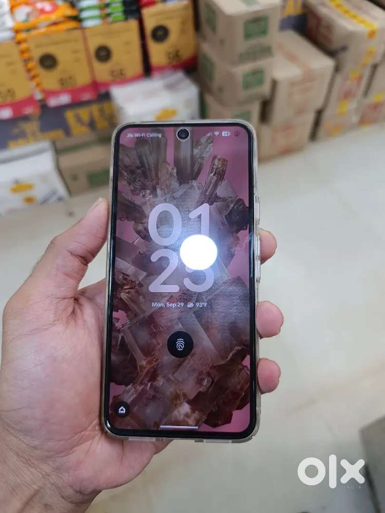 Pixel 8  . Urgent sale