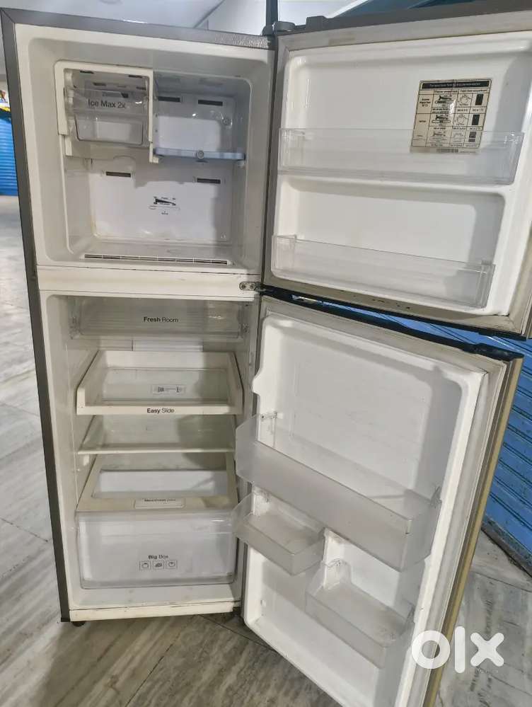 Double door fridge
