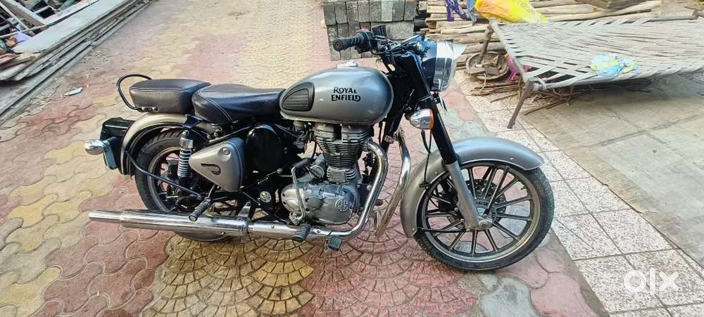 Good Condition original leg gard With alloy wheels