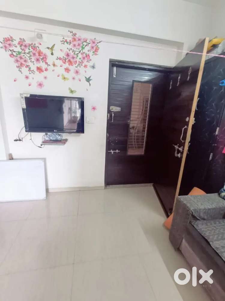2 BHK furnished flat available for Rent