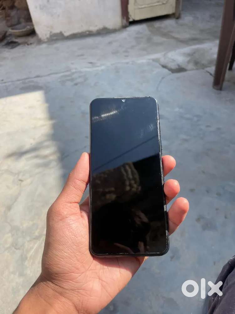 Vivo y20g 2023 model 4/64