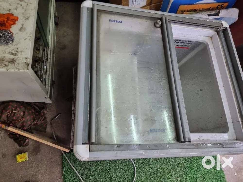 Small Visi ice-cream cooler