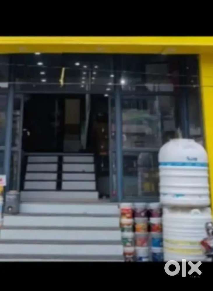 On road Shop for rent in civil lines Allahabad