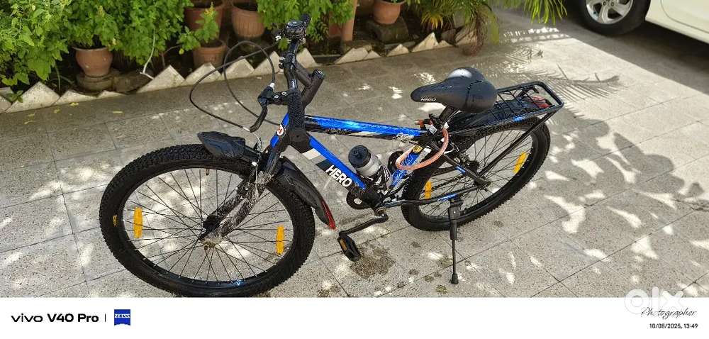 HERO NEXT (BRAND NEW NON USE)
