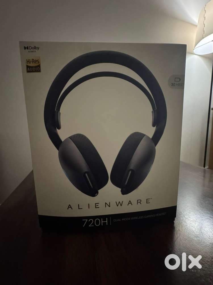 Alienware TRI-Mode Wired/Wireless Headset