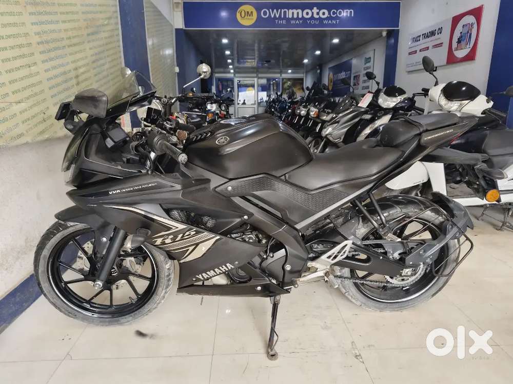 R15 V3, Available at Ownmoto