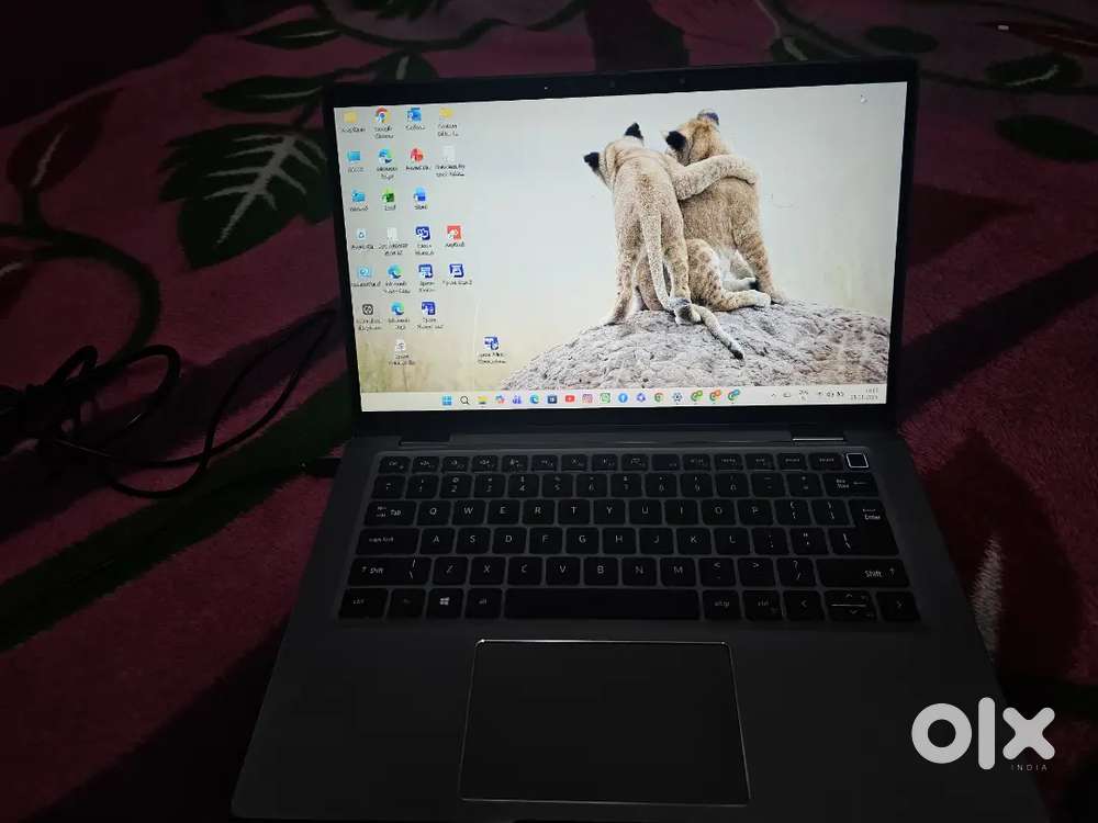 Dell 7420 Laptop 2 in 1 360 degree Rotatable & Screen touch