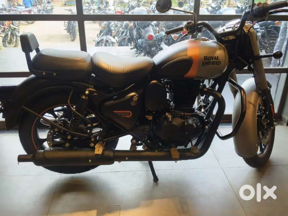 ROYAL ENFIELD GUN GREY NEW