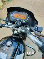 गाड़ी बिल्कुल न्यू शोरूम कंडिशन में है