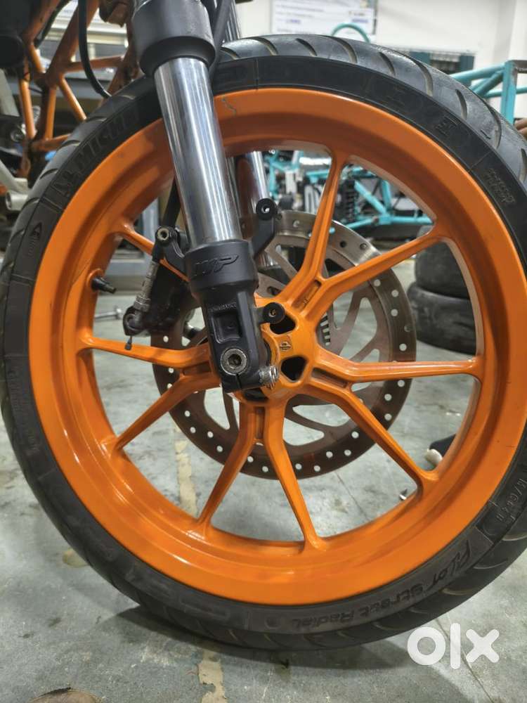 KTM DUKE 390 BS3 OEM FRONT WHEEL
