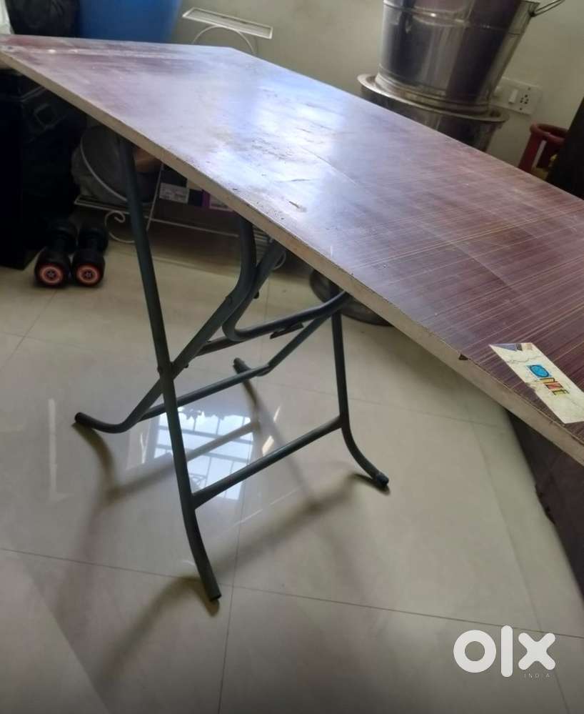 Wooden table for sale